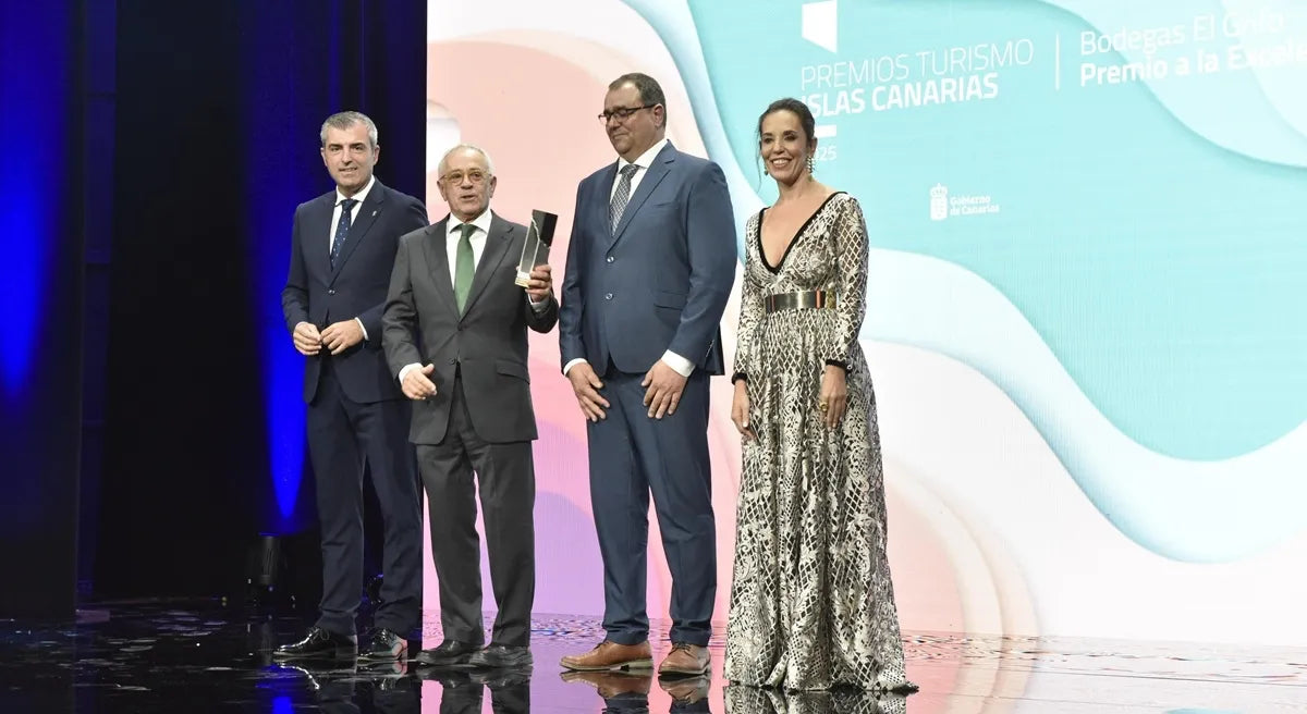 EL GRIFO RECIBE EL PREMIO TURISMO A LA EXCELENCIA TURÍSTICA 2025
