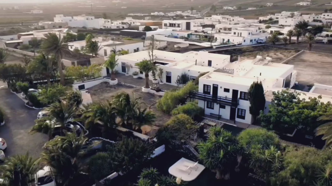Hotel El Grifo antiguo Caserío de Mozaga Bodegas El Grifo Lanzarote 1775