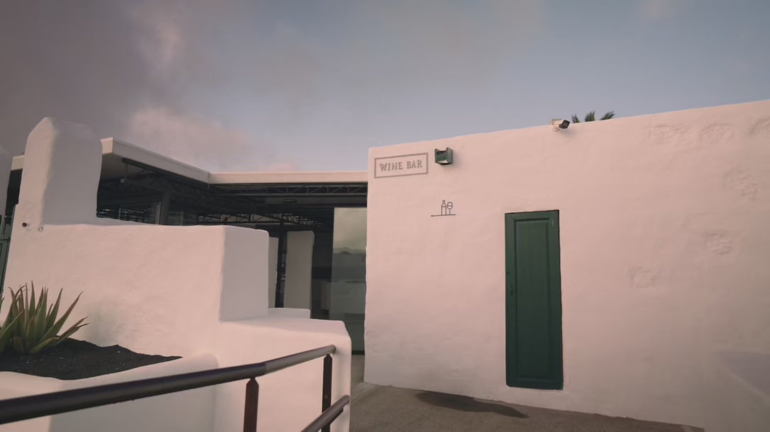 Experiencia cata de vinos seleccionados en nuestra Bodega en Lanzarote. Experiencia El Grifo wine bar Lanzarote | œnotourisme aux îles Canaries
